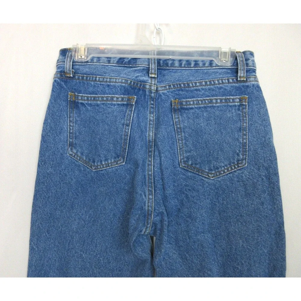 Women's Size Medium 29